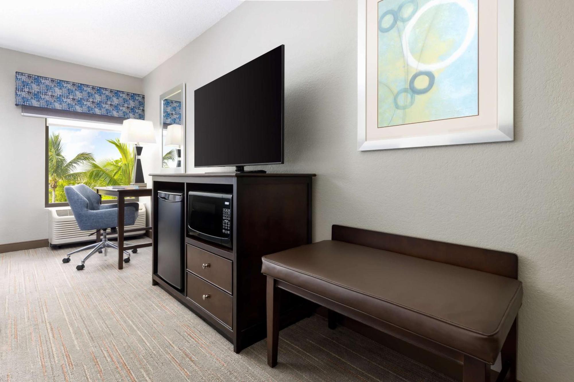 Hampton Inn Naples-Central Eksteriør billede