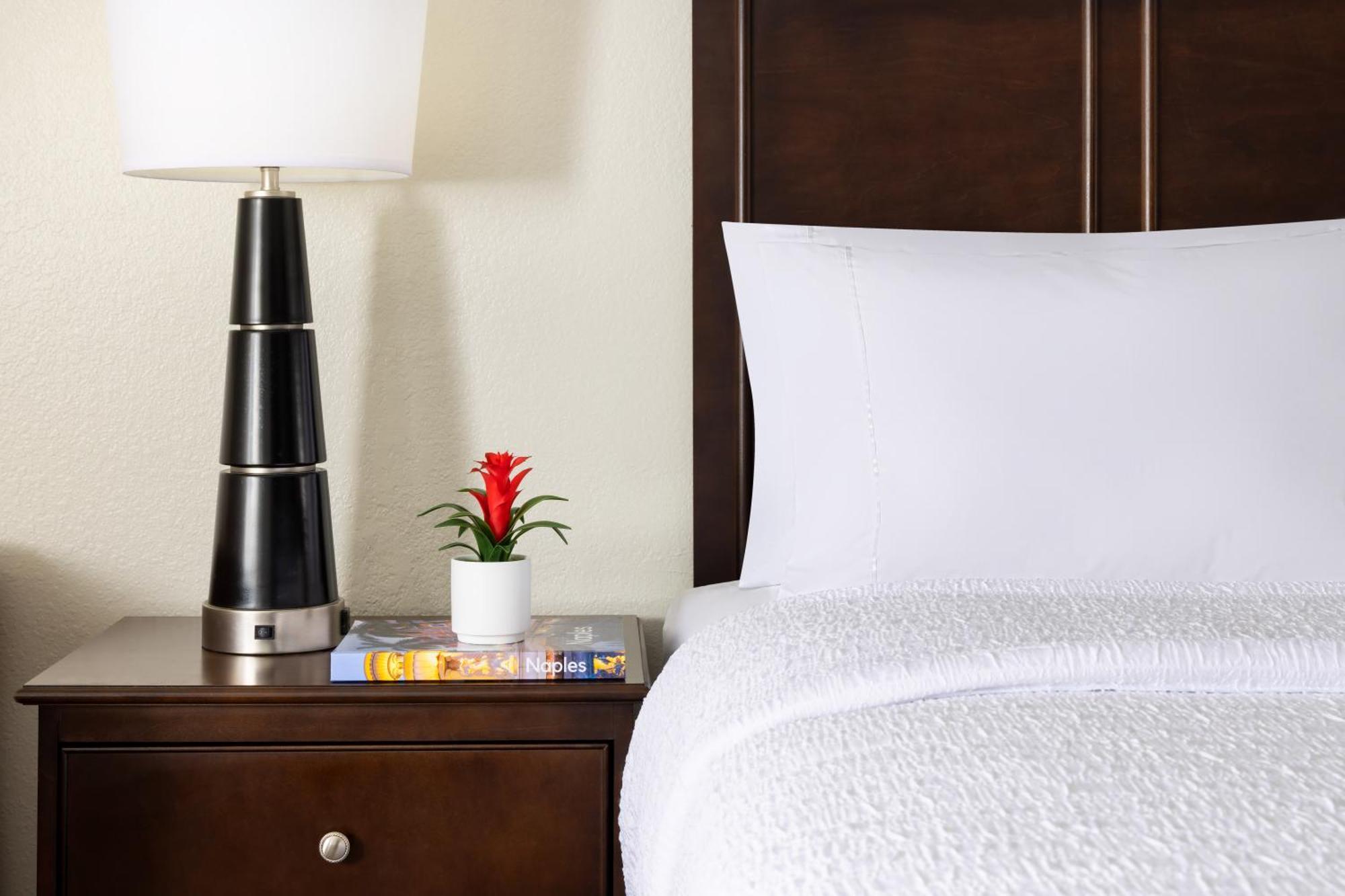 Hampton Inn Naples-Central Eksteriør billede
